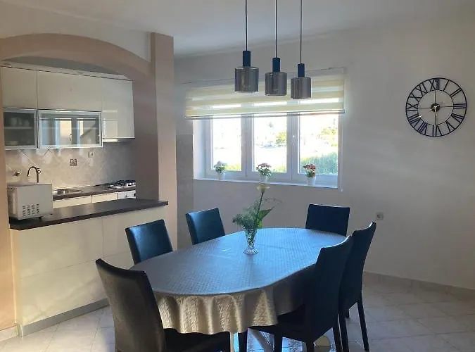 Apartment Ana Kali