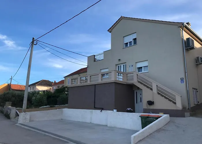 Апартаменты Ana *